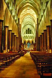 Biserica devine goală